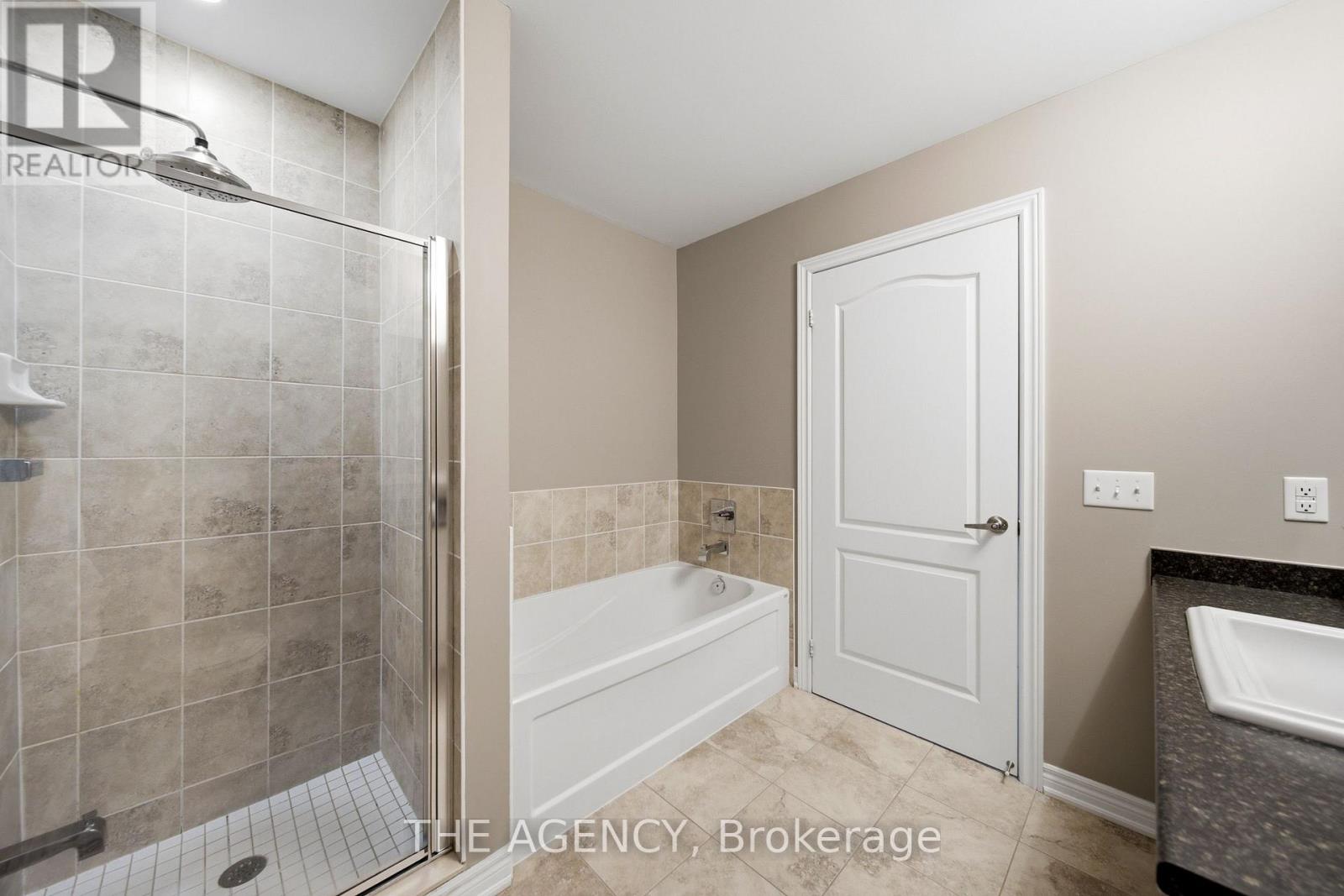 #23 2460 PRINCE MICHAEL DRIVE - Image 34