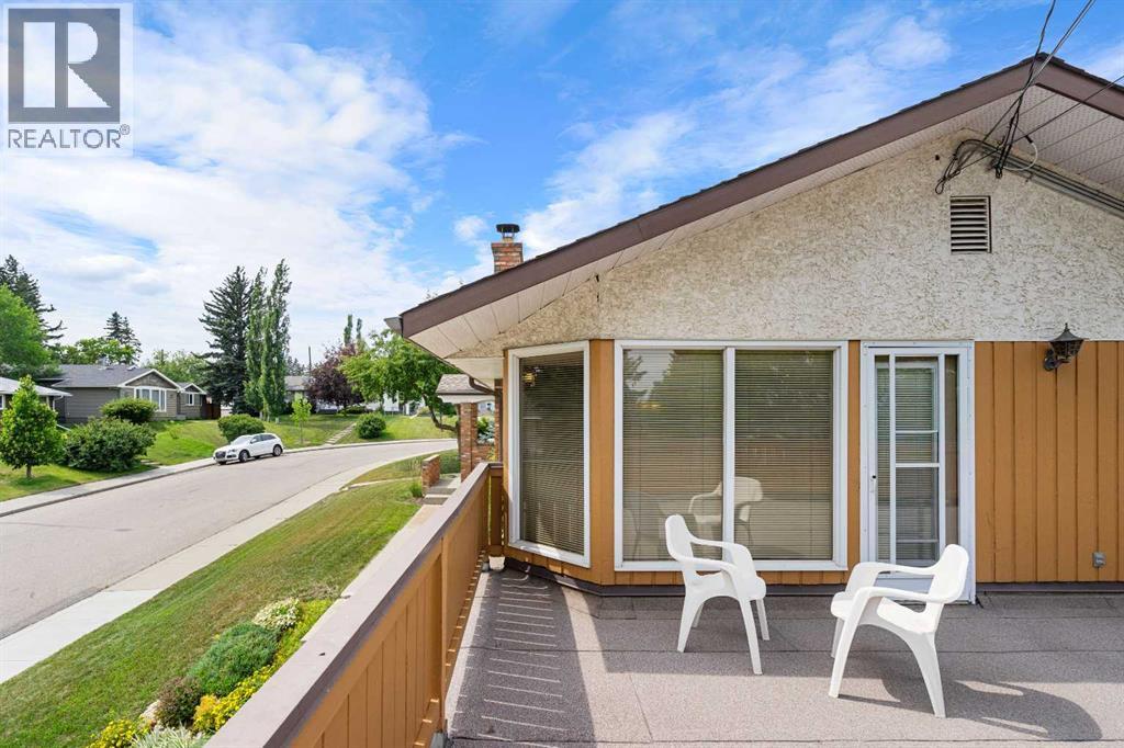 40 Thornlee Crescent NW - 37