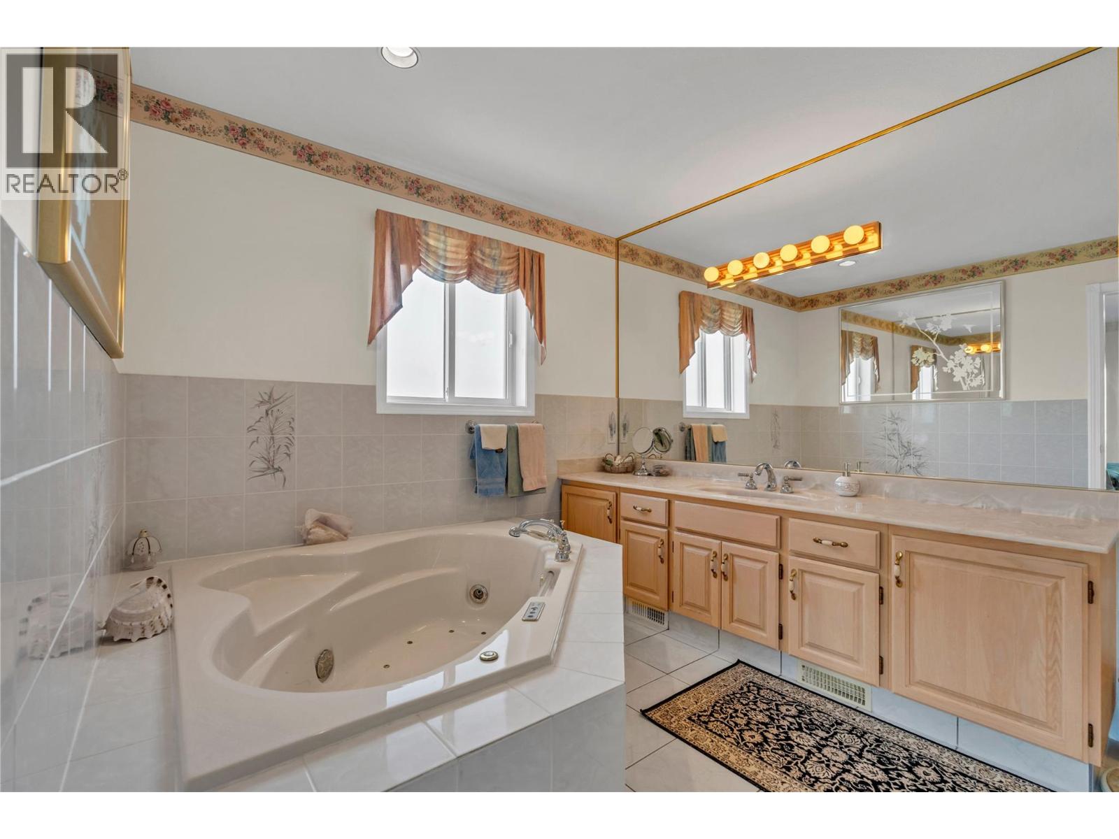  250 Lower Bench Road, Penticton