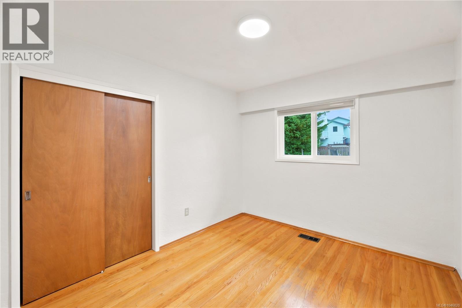 560 Mountfield St - 15