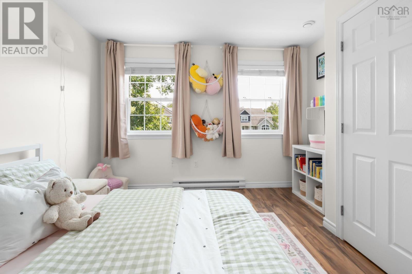 Property 32 of 50 of 91 Halewood Drive