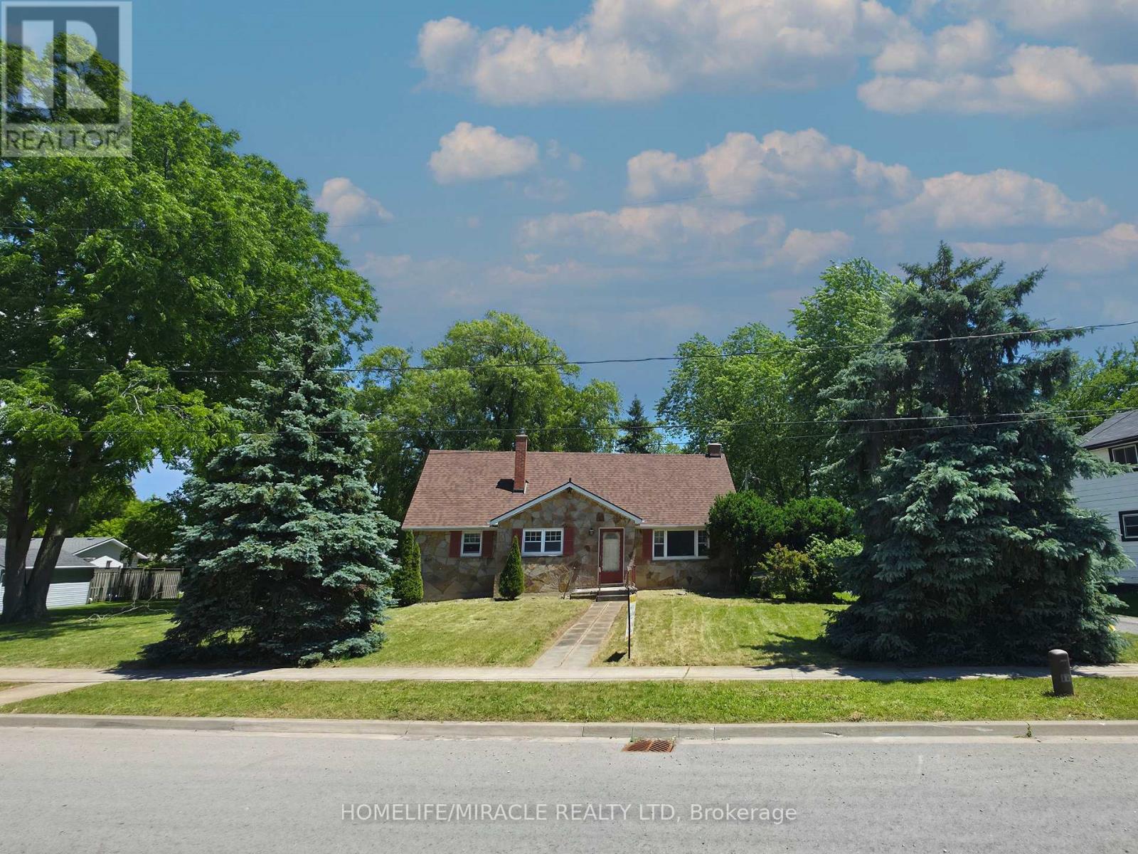 17 GODERICH STREET - Image 3