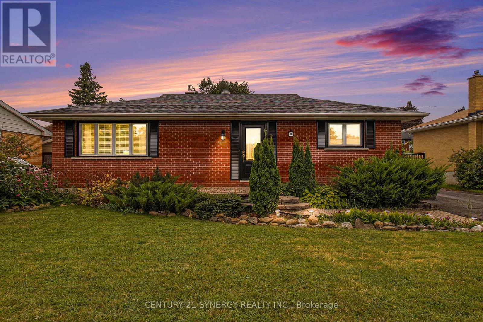 92 JASPER AVENUE - Image 26