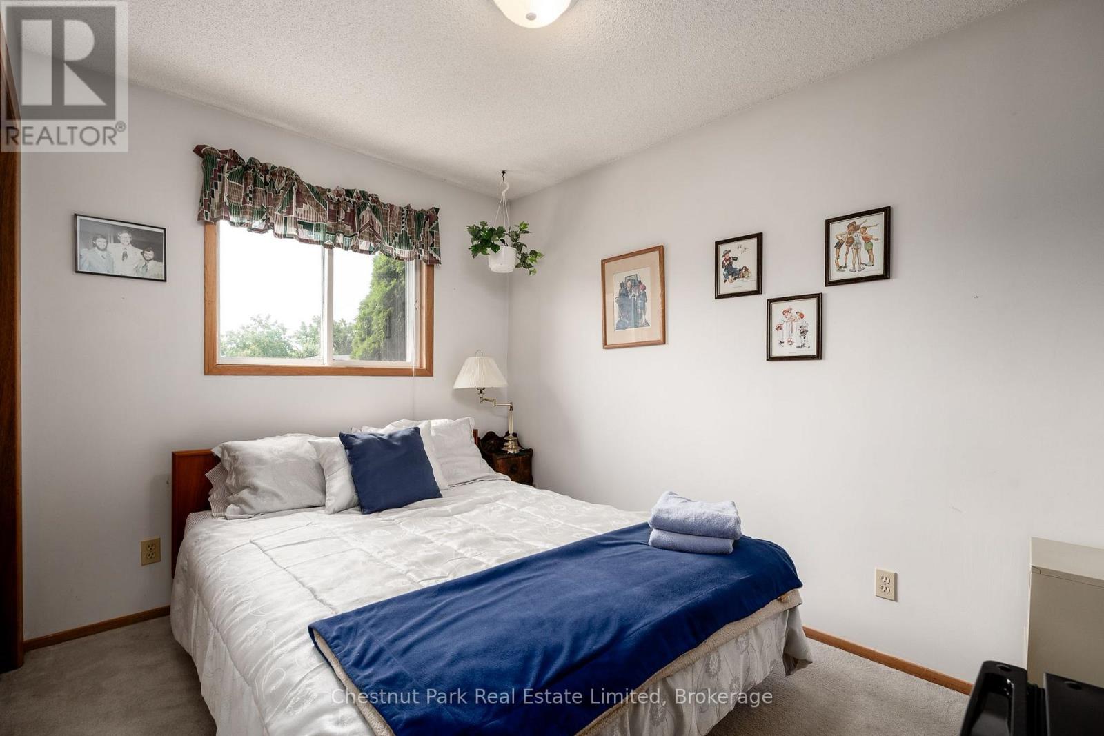 4 FIRST AVENUE - Image 18