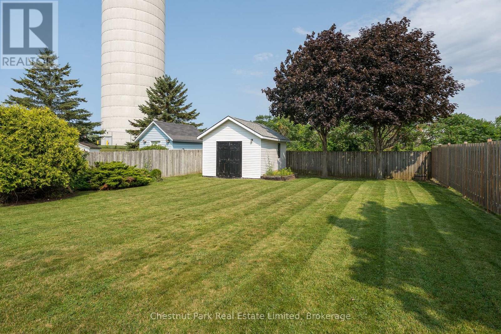 4 FIRST AVENUE - Image 27