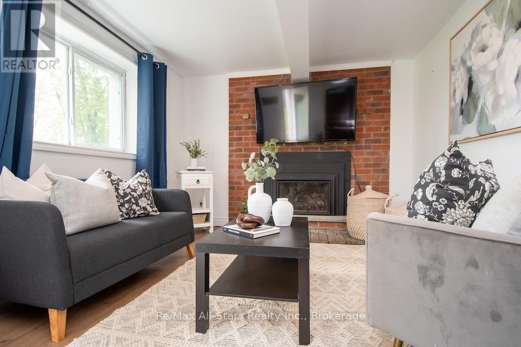 9 RIVERSIDE DRIVE - Image 4