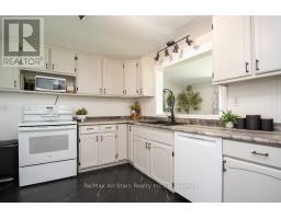 9 Riverside Drive, Kawartha Lakes, ON K9V0H6 Photo 18