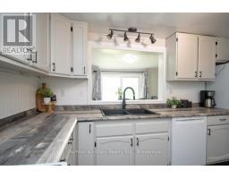 9 Riverside Drive, Kawartha Lakes, ON K9V0H6 Photo 19