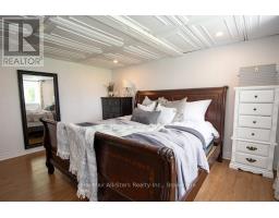 9 Riverside Drive, Kawartha Lakes, ON K9V0H6 Photo 25