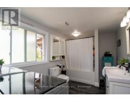 9 Riverside Drive, Kawartha Lakes, ON K9V0H6 Photo 36