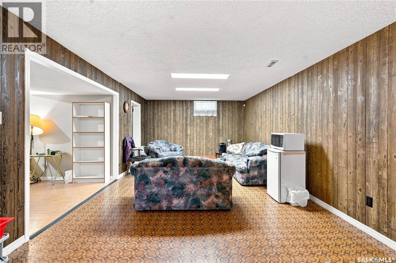 1813 Richardson ROAD - 34