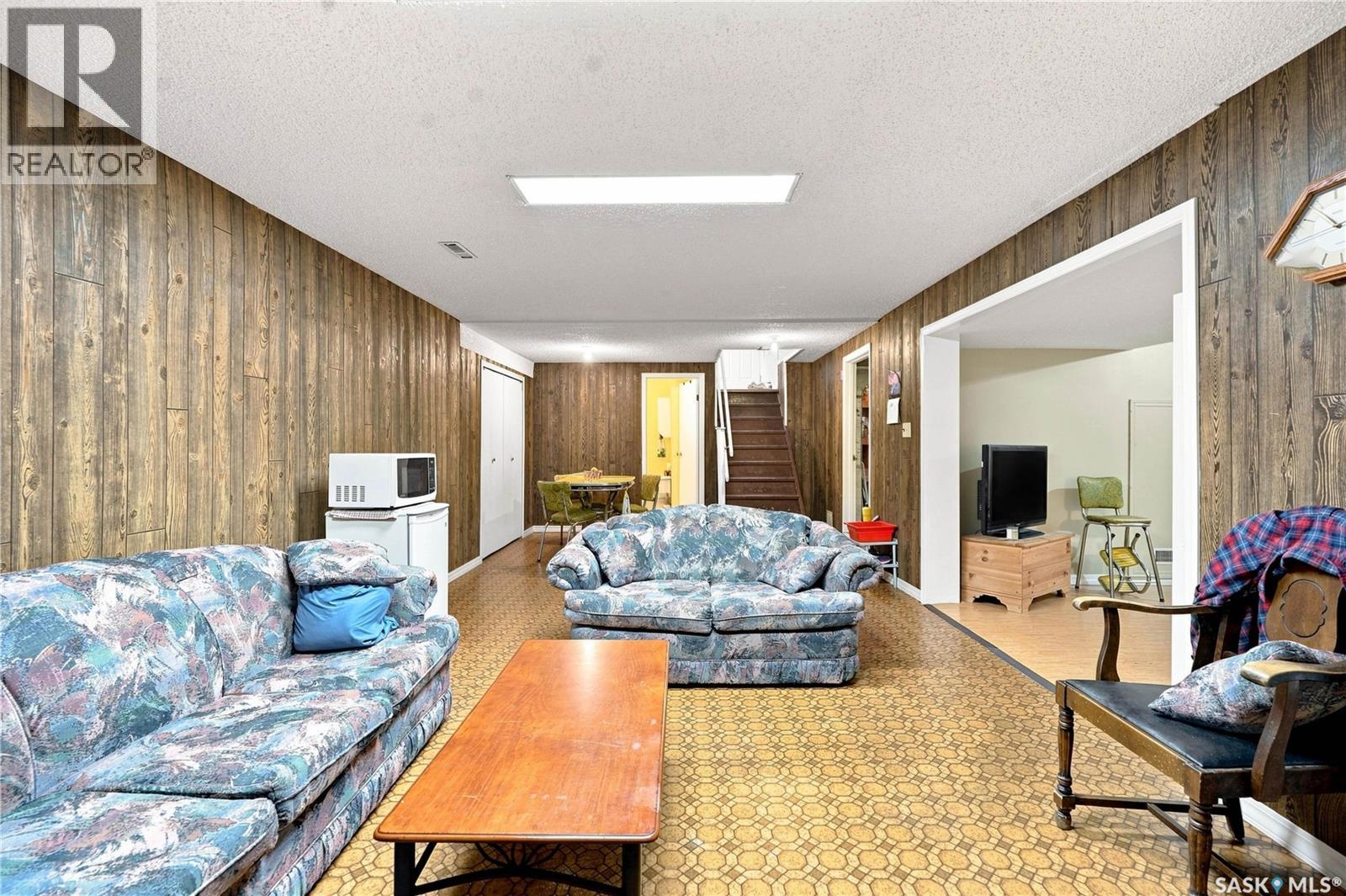 1813 Richardson ROAD - 35