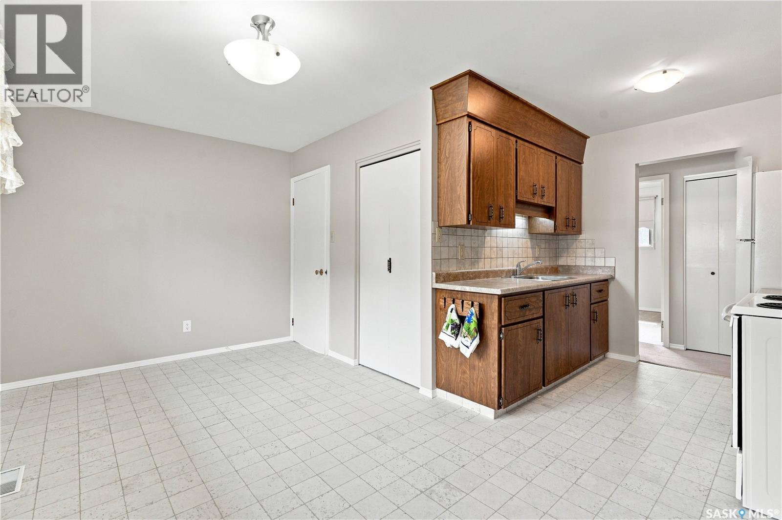 1813 Richardson ROAD - 8