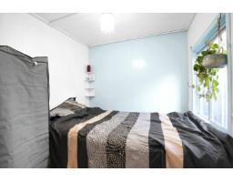 942 Lee Street, White Rock, BC V4B4N8 Photo 8