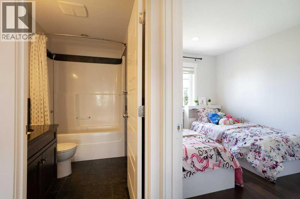 57 Blue Heron Bay - Image 32