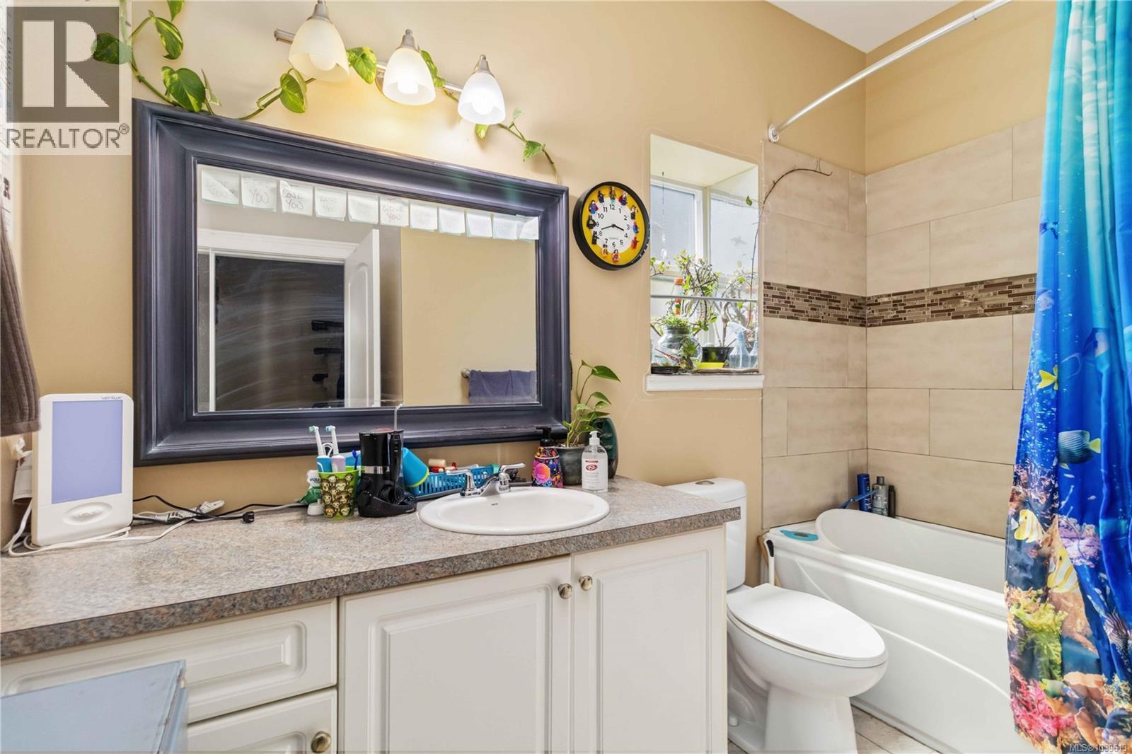 2616 Sooke Rd - 27