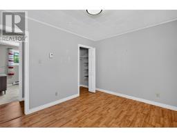 18 Bareneed Road thumbnail 17