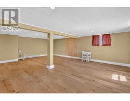 18 Bareneed Road thumbnail 21