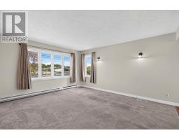 18 Bareneed Road thumbnail 7