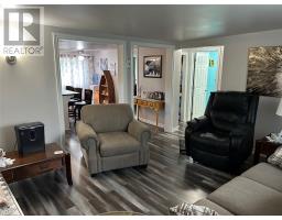 1 Ponds Lane thumbnail 13