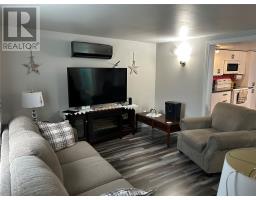 1 Ponds Lane thumbnail 15