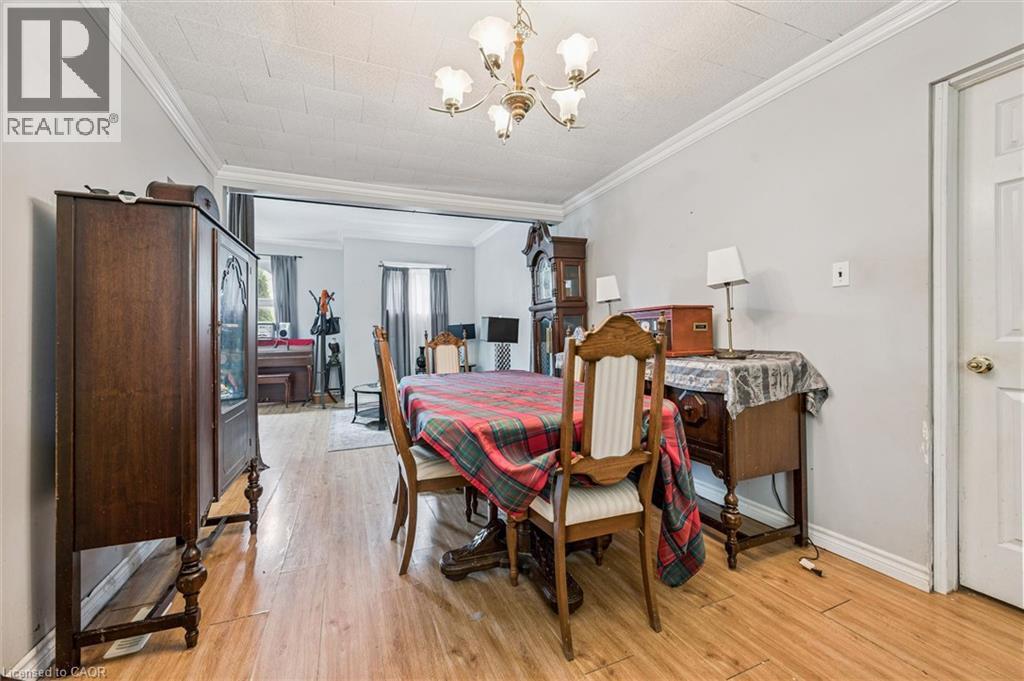 27 ROSEVIEW Avenue - 14