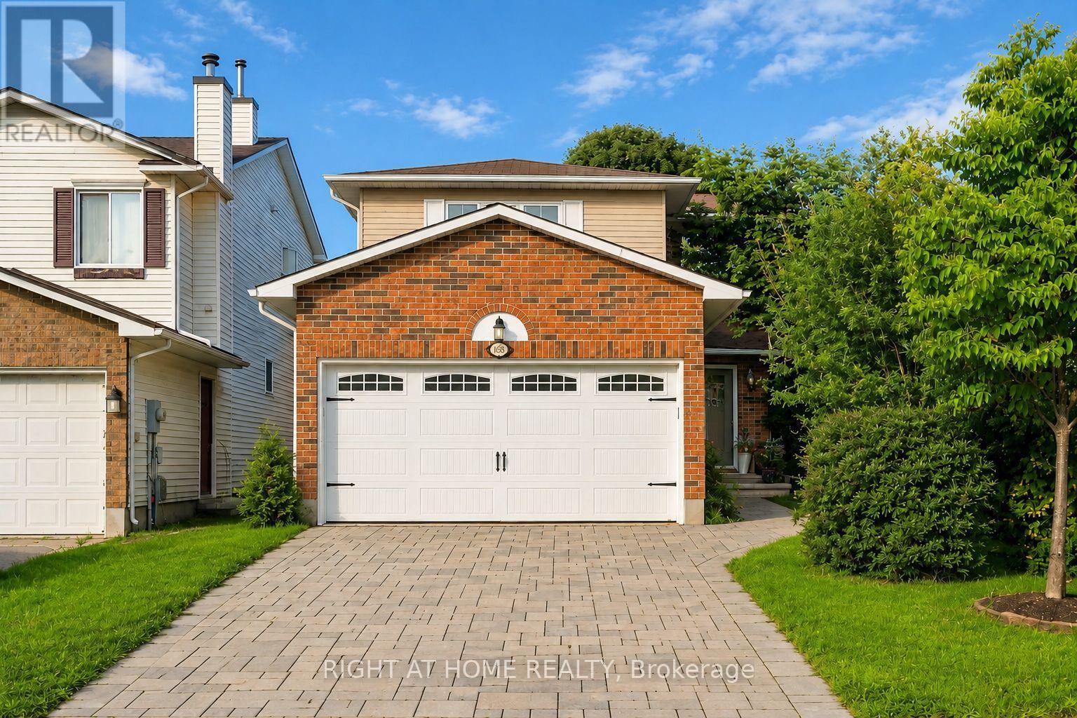 25 WATERTON CRESCENT - 2