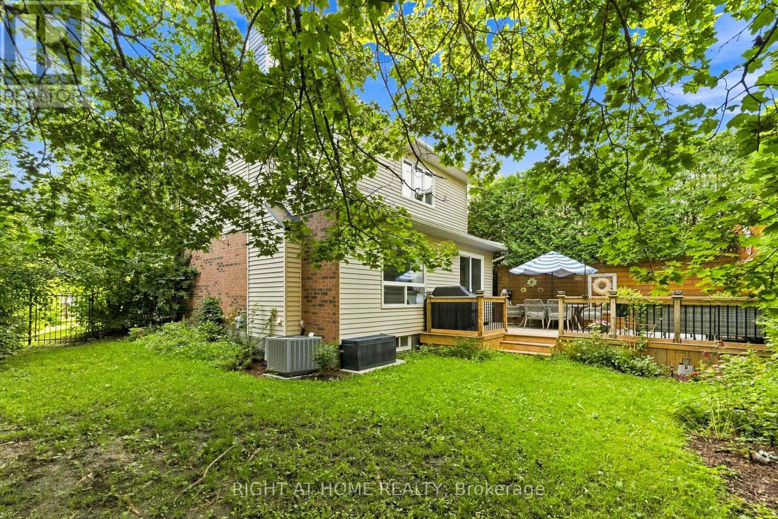 25 WATERTON CRESCENT - 43