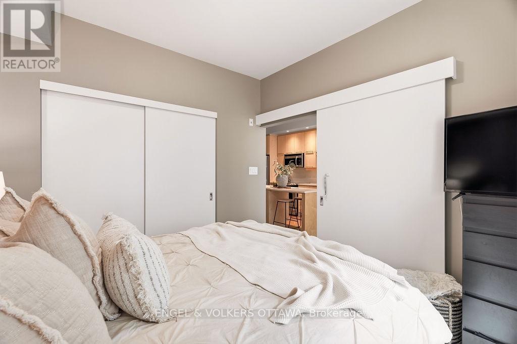 1 Bed, 1 Bath Apartment for Sale in Ottawa – 418 – 101 RICHMOND ROAD, Ottawa – MLS# X13672518 - Image 15