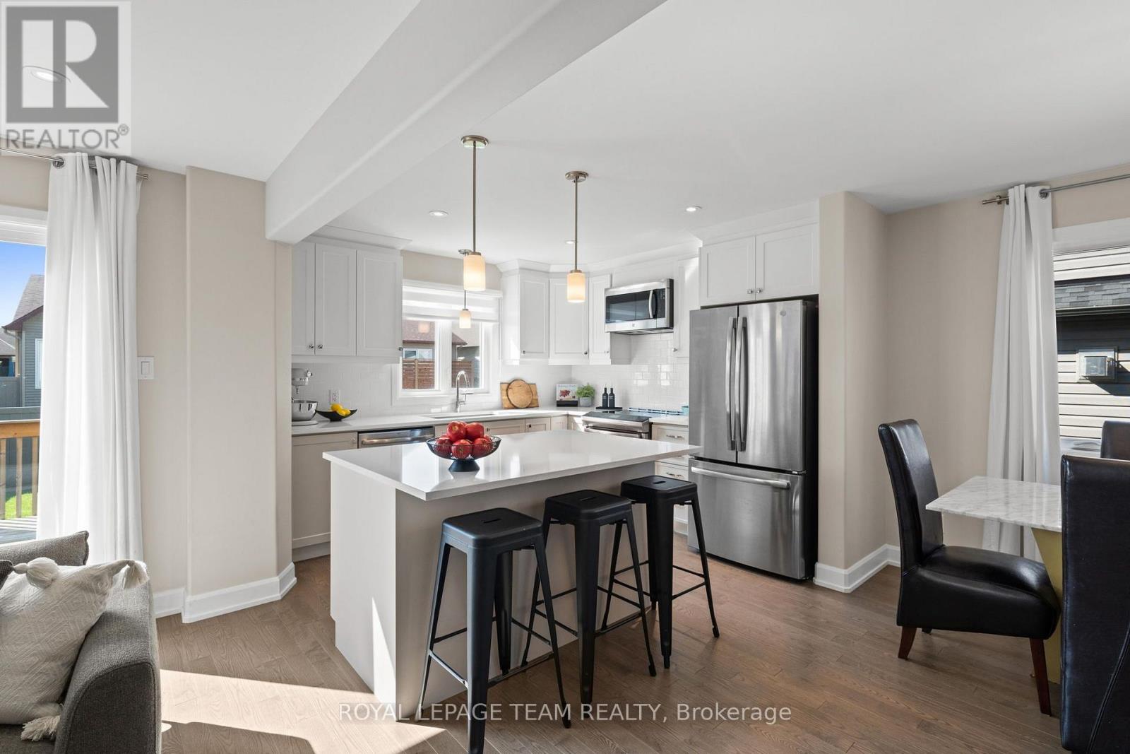 3 Bed, 3 Bath House for Sale in Russell – 408 TWILIGHT AVENUE, Russell – MLS# X13672524 - Image 9