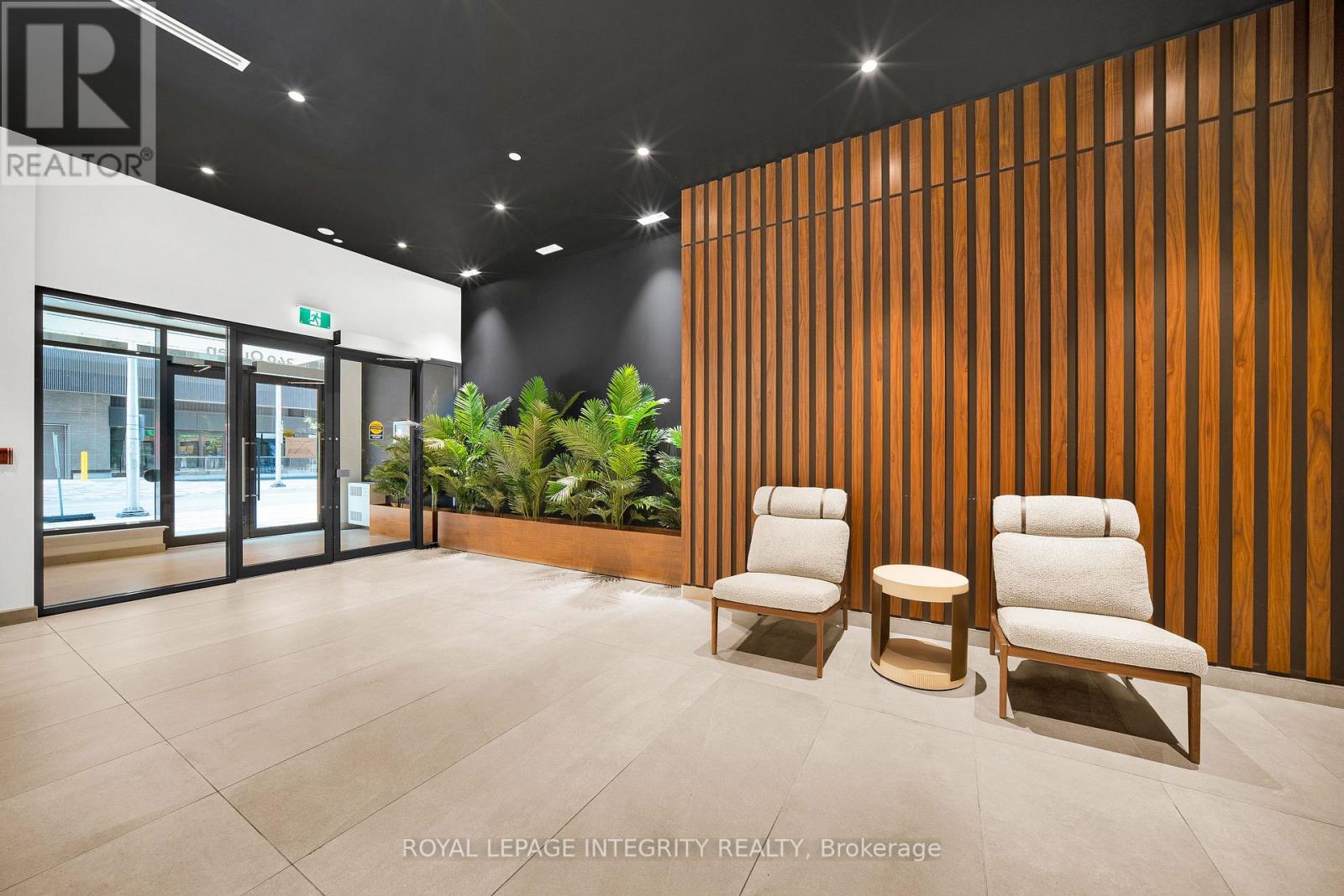 #1907 340 QUEEN STREET - 7