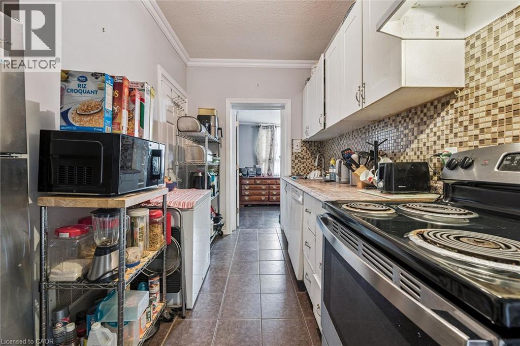 27 ROSEVIEW Avenue - Image 21