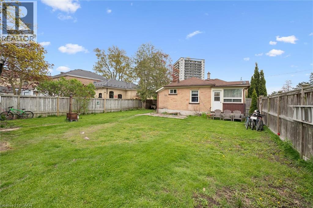 27 ROSEVIEW Avenue - Image 36