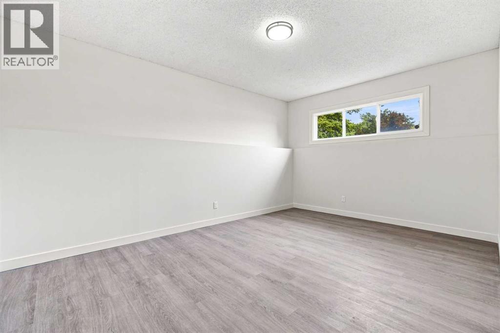 427 Falmere Road NE - 34