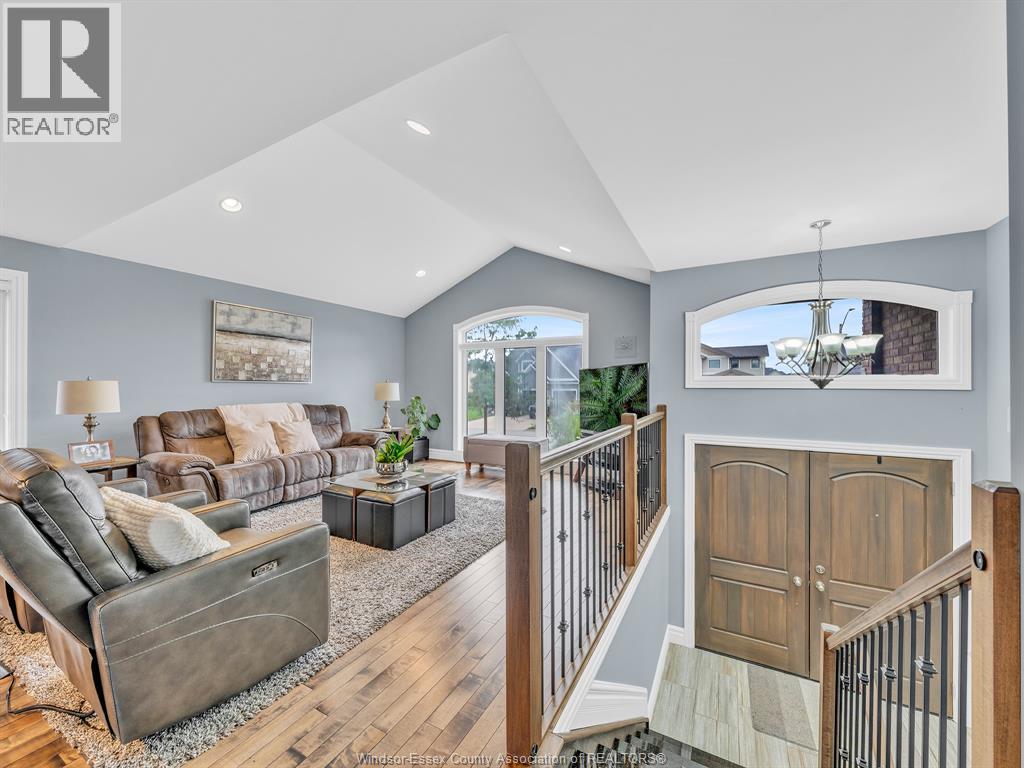 1385 PASCAL AVENUE - Image 9