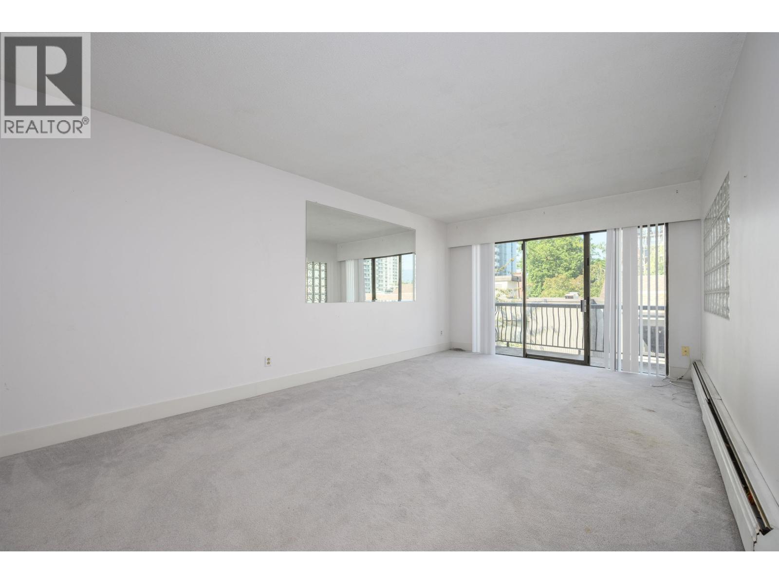 Property for sale at 302 214 E 15TH STREET