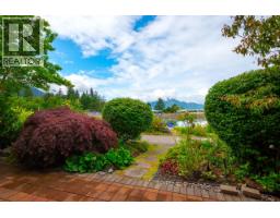 43 Point Terrace, West Vancouver, BC V0N3Z1 Photo 36