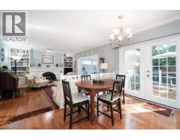 4594 Teviot Place, North Vancouver, BC V7R4M5 Photo 11