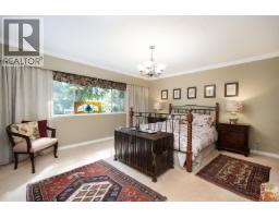 4594 Teviot Place, North Vancouver, BC V7R4M5 Photo 18