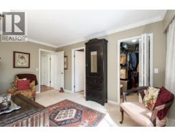 4594 Teviot Place, North Vancouver, BC V7R4M5 Photo 19