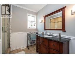 4594 Teviot Place, North Vancouver, BC V7R4M5 Photo 20
