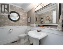 4594 Teviot Place, North Vancouver, BC V7R4M5 Photo 26