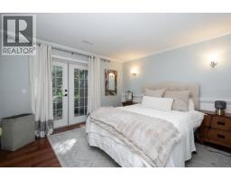 4594 Teviot Place, North Vancouver, BC V7R4M5 Photo 38