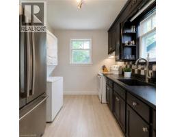 Kitchen - 492 Courtland Avenue E Unit# Upper, Kitchener, ON N2G2W7 Photo 6