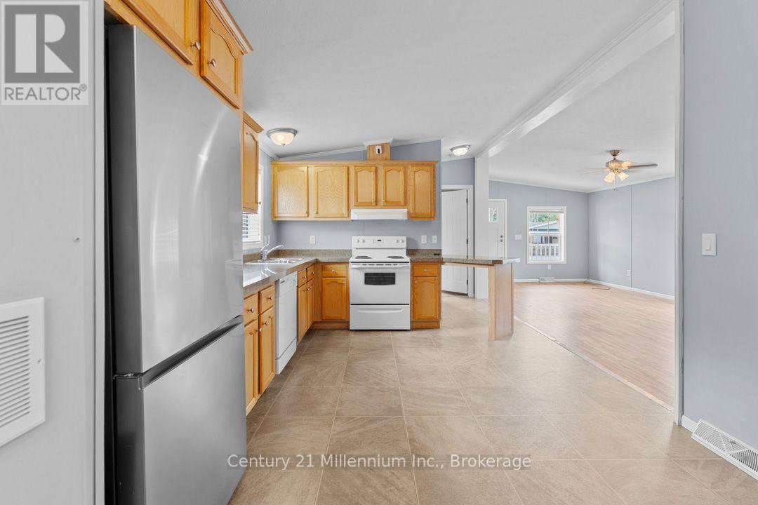 110 ROSEWOOD DRIVE - 22