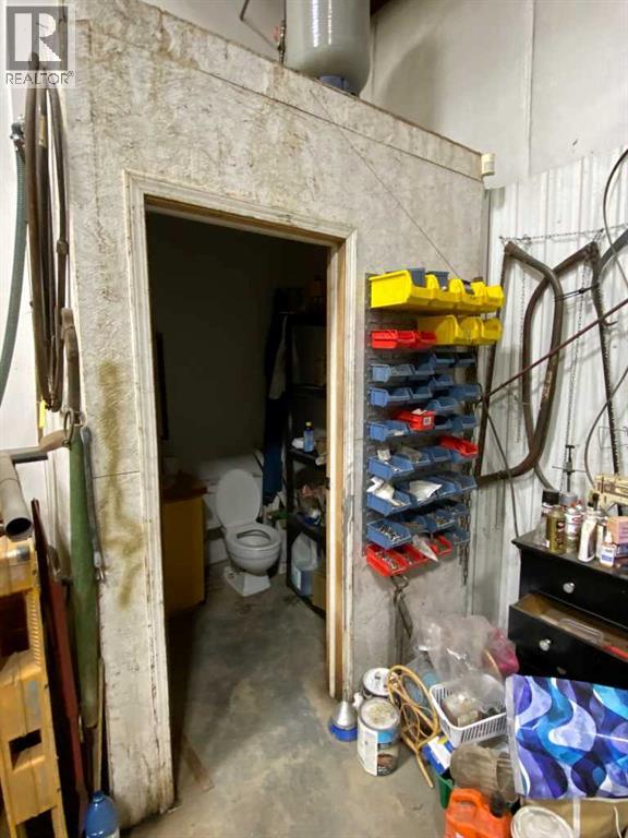598 Industrial Road East - Photo 21