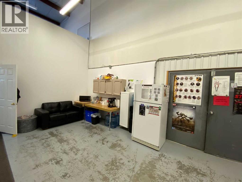 598 Industrial Road East - Photo 37