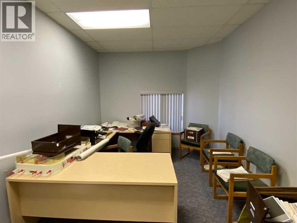 598 Industrial Road East - Photo 15