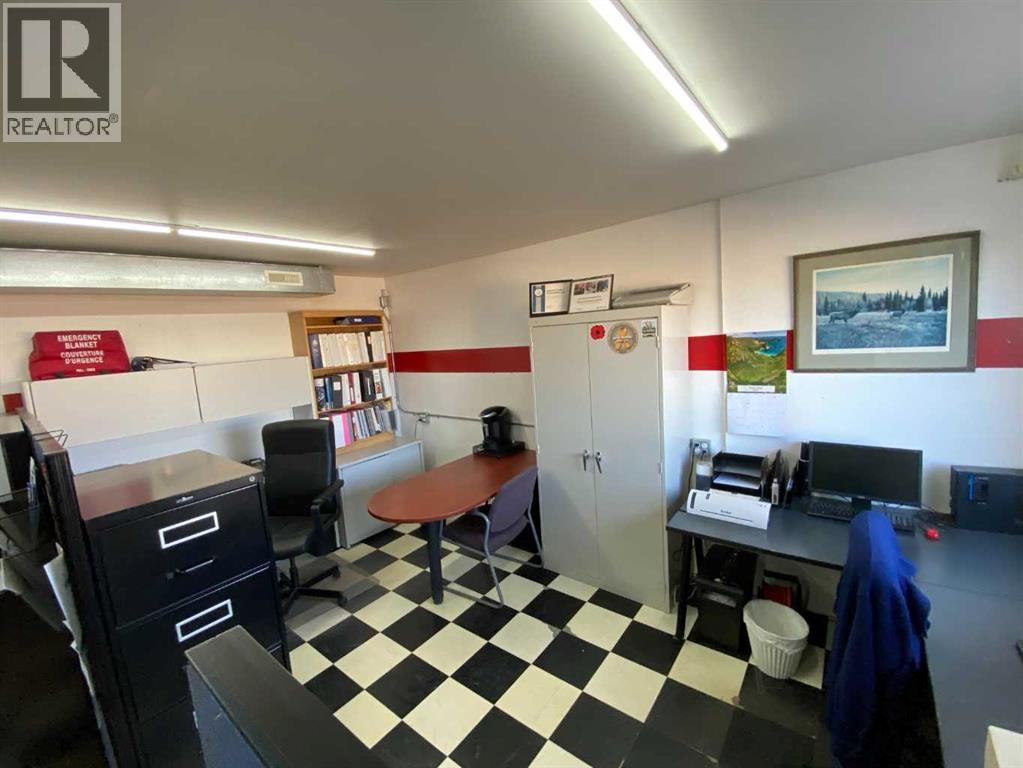 598 Industrial Road East - Photo 39