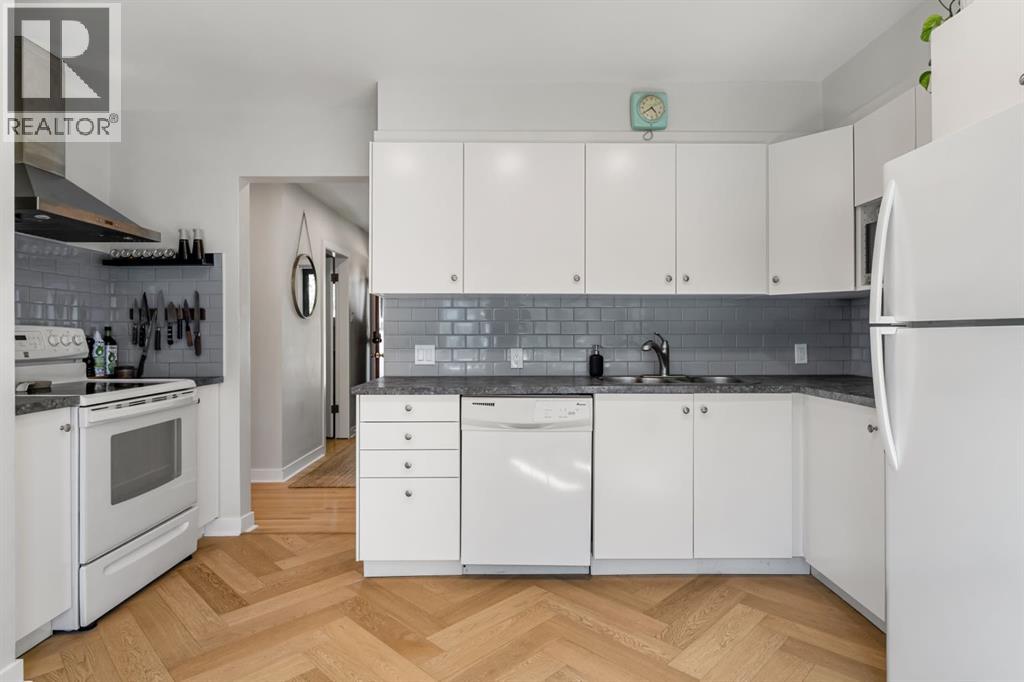1207 40 Avenue Northwest - Photo 8